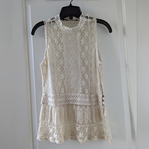 Zara Lace Top - Picture 1 of 6